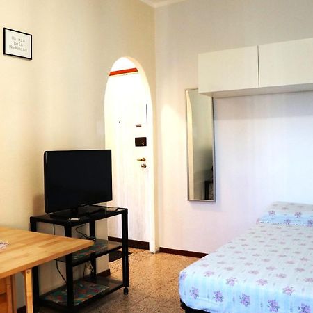* La Casa Di Arti * 25 Min Dal Duomo Apartment Милано Екстериор снимка
